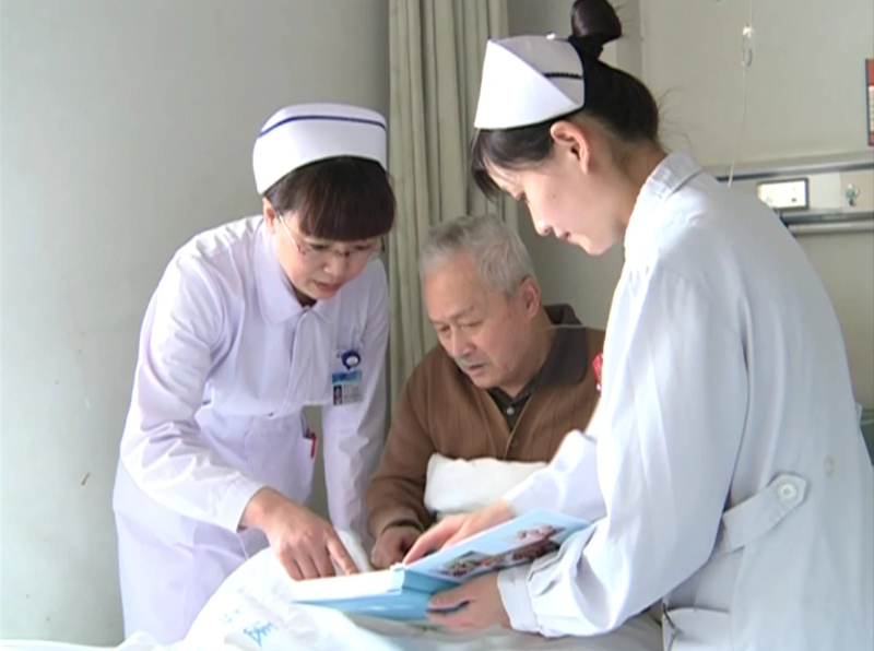Đơn hàng hộ lý, khán hộ công dành cho nữ