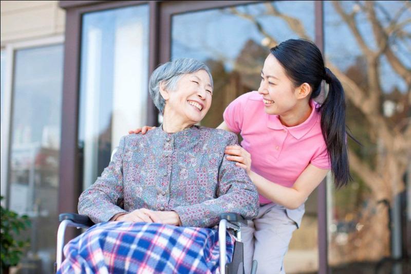 Ngành hộ lý mang đến cơ hội xuất cảnh thần tốc và chế độ đãi ngộ tuyệt vời cho các lao động nữ đi xuất khẩu lao động Đài Loan Thanh Hóa