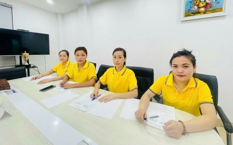 Người lao động tại Ninh Bình được tư vấn điền form hồ sơ XKLĐ Đài Loan.