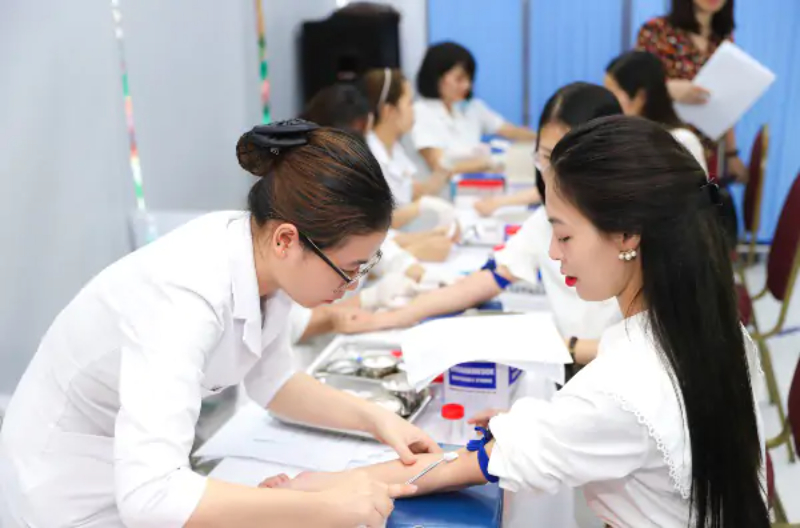 Khám sức khỏe tổng quát