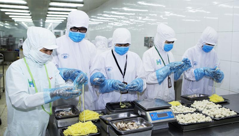 Ngành chế biến thực phẩm có tỷ lệ trúng tuyển cao và tăng ca đều đặn cho người đăng ký xuất khẩu lao động Đài Loan Hà Nam