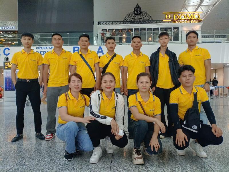 Người lao động hoàn tất thủ tục xuất cảnh trong chương trình xuất khẩu lao động Đài Loan Bắc Giang.