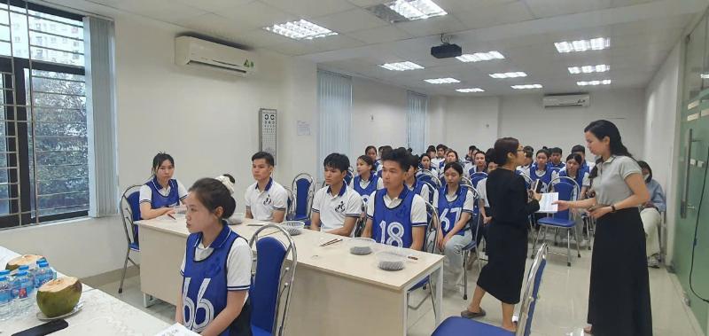 Đi Đài Loan nên học tiếng ở công ty hay tự học trước