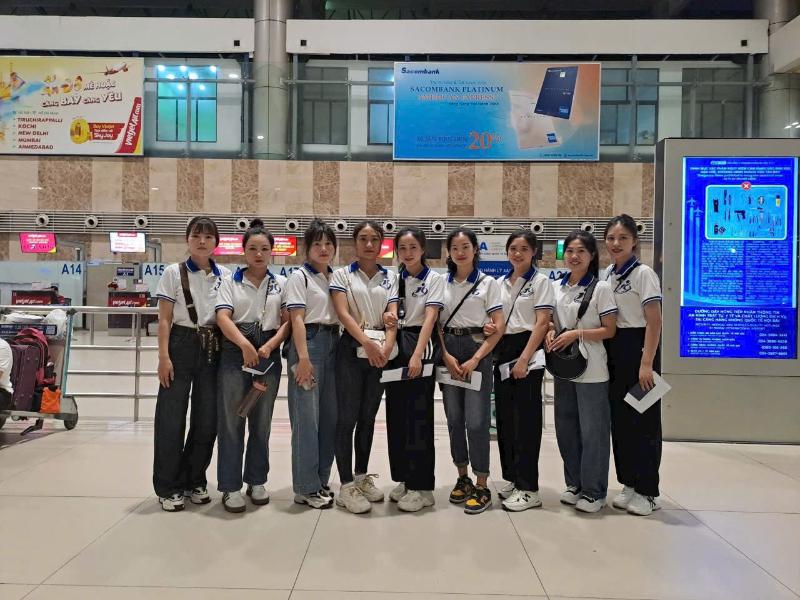 Niềm vui của các lao động xuất cảnh sang Đài Loan làm việc sau khi chuẩn bị kỹ lưỡng và trúng tuyển đơn hàng phù hợp.
