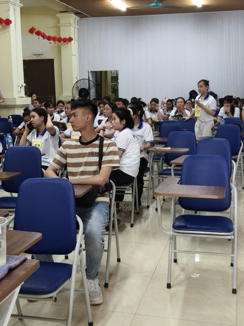 Khi thông tin doanh nghiệp, hợp đồng hoặc chứng từ không rõ ràng, người lao động Quảng Trị nên tạm dừng để kiểm tra lại.