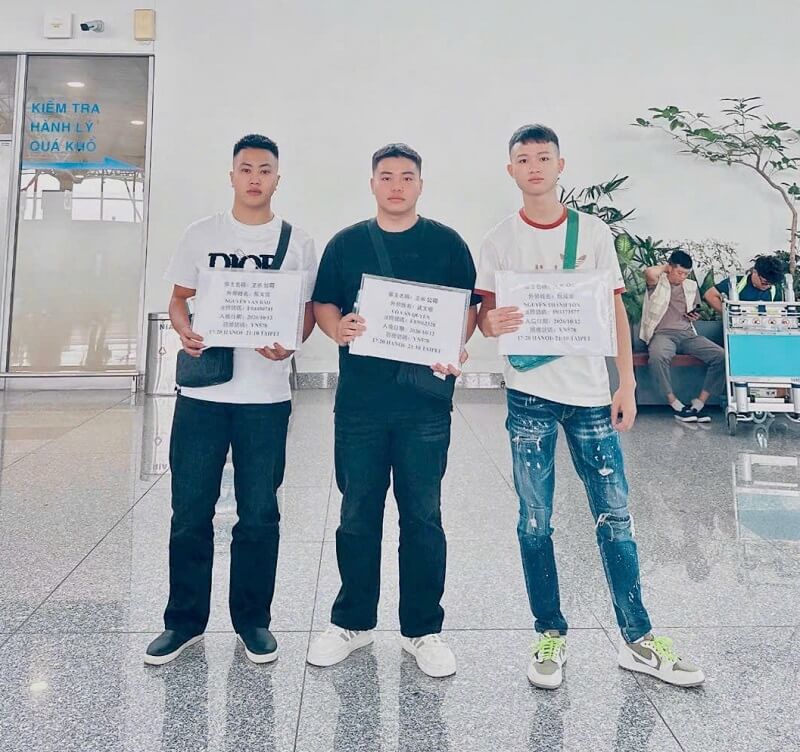 Đơn hàng lái xe nâng tại Vương Thất